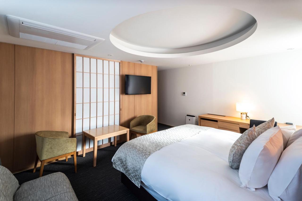 Kyoto Shijo Takakura Hotel Grandereverie ภายนอก รูปภาพ
